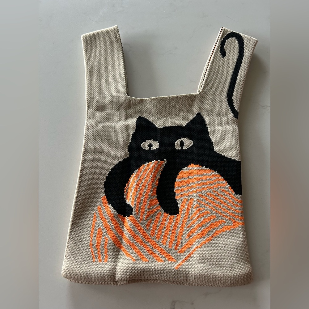Knit Cat Design wrist/hand knot tote Bag - Picture 2 of 4